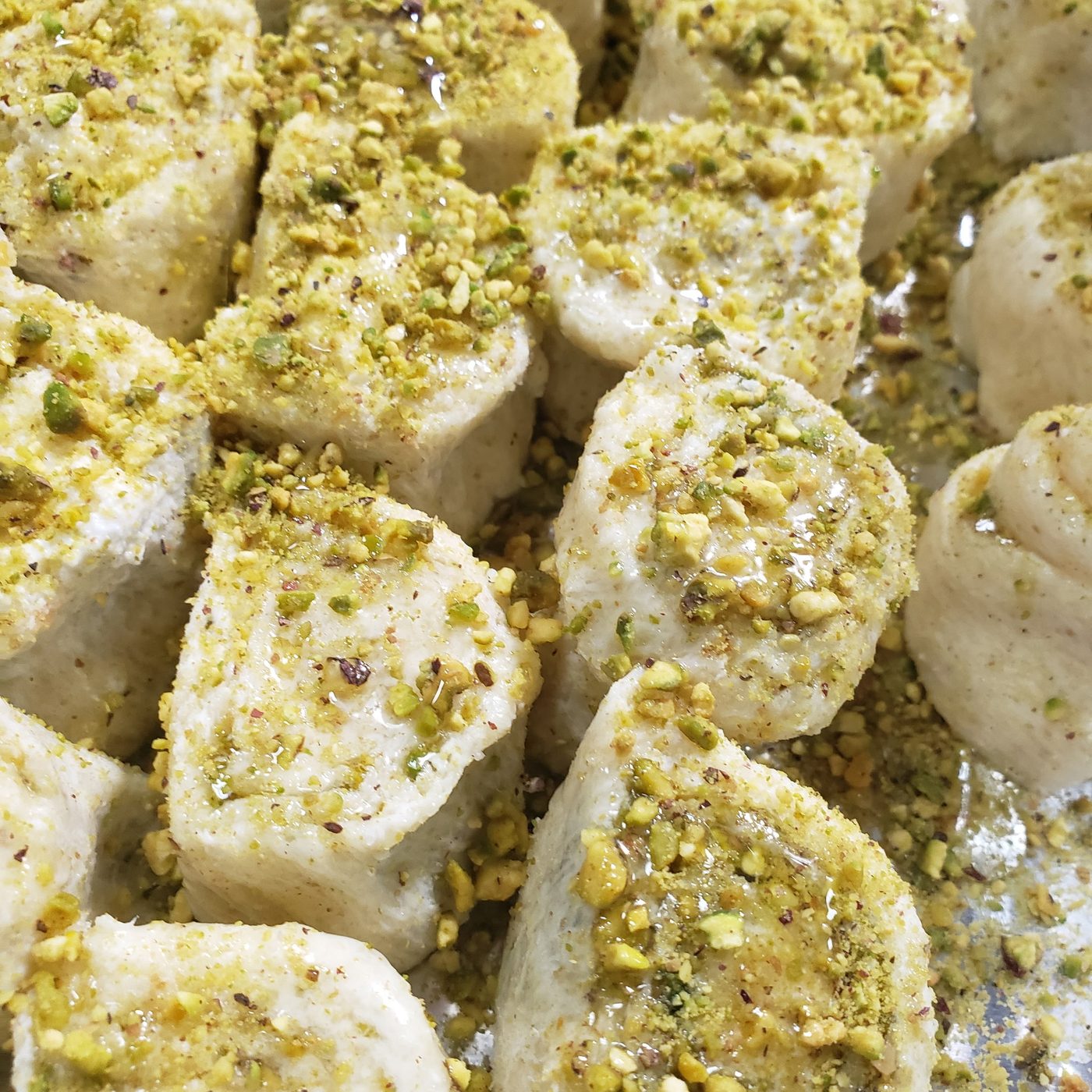 Halawet el Jibn cheese dessert rolls